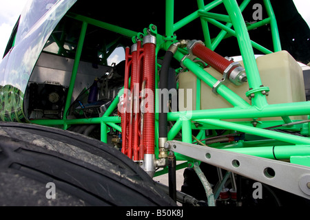 MONSTER TRUCK Fossoyeur avant le Monster Truck Challenge à l'Orange County Fair Speedway NY Banque D'Images