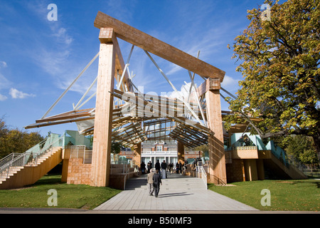 Serpentine Gallery pavilion 2008 Frank Gehry concepteur des jardins de Kensington le parc royal London England uk go Banque D'Images