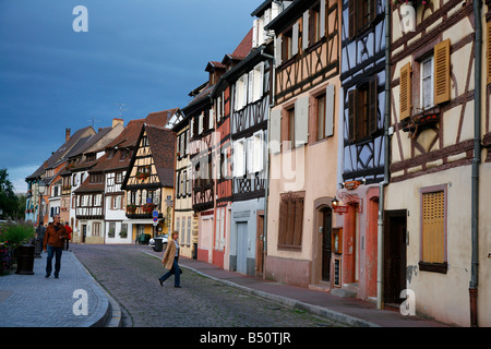 Sep 2008 - Des maisons à colombages sur le quai de la Poissonnerie rue de la Petite Venise Colmar Alsace France Banque D'Images