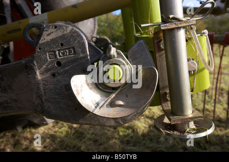 Attelage trois points à l'arrière du tracteur Claas Ares 697 ATZ Banque D'Images