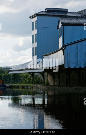 Des bâtiments de l'ancien magasin canal leeds Liverpool Banque D'Images