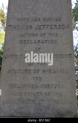 Tombe d'entre nous le président Thomas Jefferson auteur de la Déclaration d'indépendance à son domicile à Monticello, VA Banque D'Images