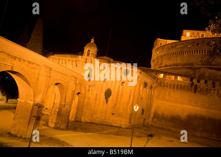 'Passetto di borgo', le passage étroit utilisé par les Papes de s'échapper pendant les invasions, à Rome, Italie Banque D'Images