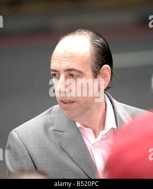 Mick Jones de l'Affrontement arrive pour l'Ivor Novello awards 2007 Banque D'Images