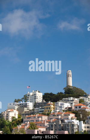 La Coit Tower sur Telegraph Hill, San Francisco, Californie Banque D'Images