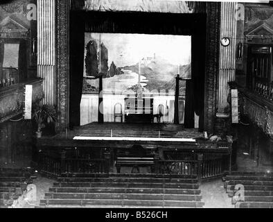 Cinémas Cinéma incendies Glen Paisley Ecosse Hogmanay 1929 Photo de l'intérieur à l'intérieur chambre Banque D'Images