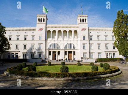 Vue extérieure de Hamburger Bahnhof musée d'art moderne à Berlin 2008 Banque D'Images