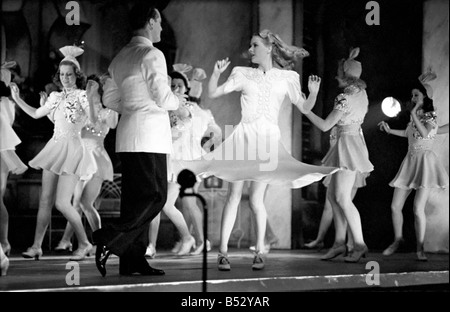 Sally Gray en 1937 le film 'Lady se comporter". Août 1937 OL305L-002 Banque D'Images