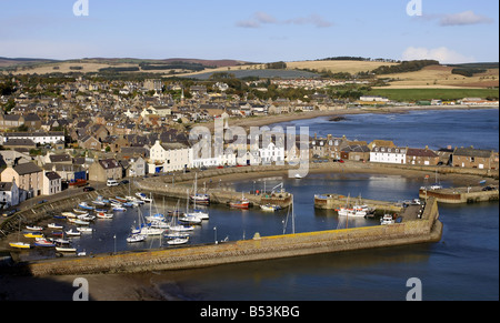 Vue de jour de l'ancien port de pêche et ville de Stonehaven dans Aberdeenshire, Ecosse, Royaume-Uni Banque D'Images