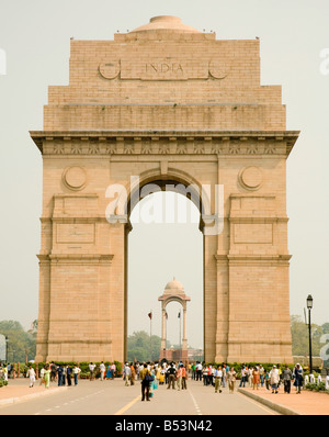 Les gens autour de la porte de l'Inde, New Delhi, Inde Banque D'Images