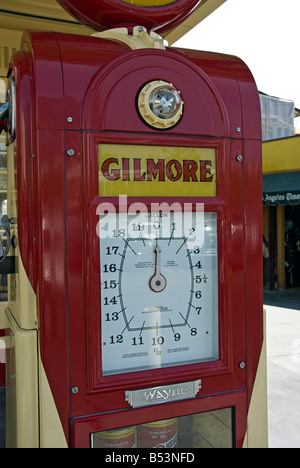 Arthur Fremont (A.F.) Gilmore Gas Station La Grove Shopping Centre District Fairfax Los Angeles CA Banque D'Images