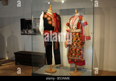 Musée ethnographique de l'affichage des costumes nationaux Split Croatie Banque D'Images