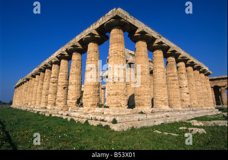 Temple d'Héra, Paestum, Capaccio, Province de Salerne, Campanie, Italie Banque D'Images