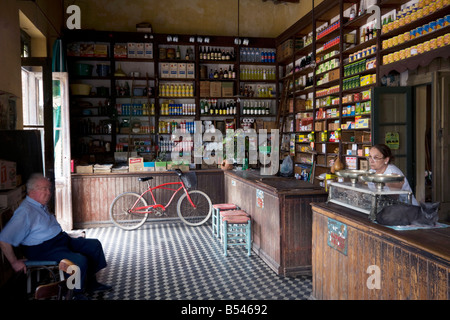 Prinicipios almacen Los une épicerie et un bar dans la ville de San Antonio de Areco dans la province de Buenos Aires Argentine Banque D'Images