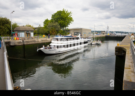 M. Chittenden Locks Hiran, ou Ballard Locks, dans Salmon Bay au nord de Seattle Washington Banque D'Images