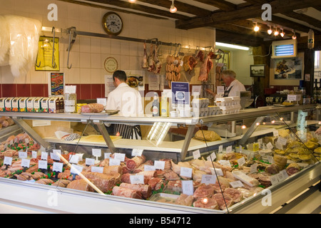 Sur l'affichage de la viande dans une boucherie shop Banque D'Images