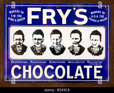 Frys chocolat à l'enseigne publicitaire Banque D'Images