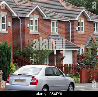 Scène de crime à la police à la Station Road Padgate Warrington où 47 ans Garry Newlove a été battu jusqu'à l'extérieur de son domicile à la suite d'une altercation avec une bande de jeunes plus tard, il est mort de ses blessures Banque D'Images