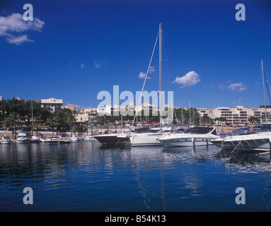 En scène marina Porto Cristo Mallorca Côte Est de Majorque Espagne 5 octobre 2008 Banque D'Images