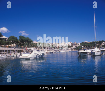 En scène marina Porto Cristo Mallorca Côte Est de Majorque Espagne 5 octobre 2008 Banque D'Images