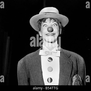 Divertissement : spectacles sur glace des clowns sur la glace. Septembre 1953 D5810 Banque D'Images