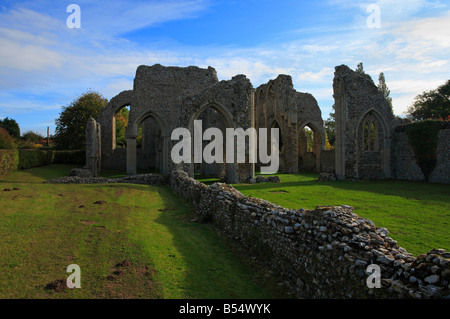 Les ruines de l'abbaye de Creake, Norfolk, Angleterre. Le site est maintenant sous la garde de l'English Heritage. Banque D'Images