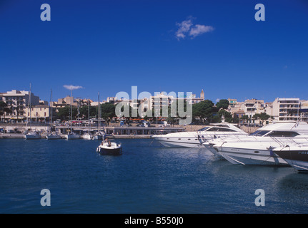 En scène marina Porto Cristo Mallorca Côte Est de Majorque Espagne 5 octobre 2008 Banque D'Images