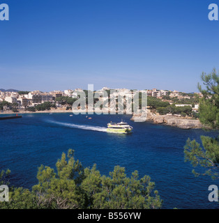 Scène dans la côte est de Porto Cristo Mallorca Majorque Îles Baléares en Espagne. Banque D'Images