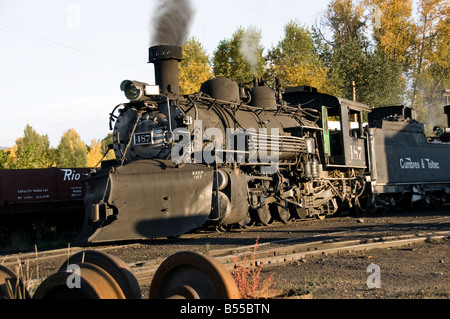 Old fashioned vintage train locomotive engine Banque D'Images