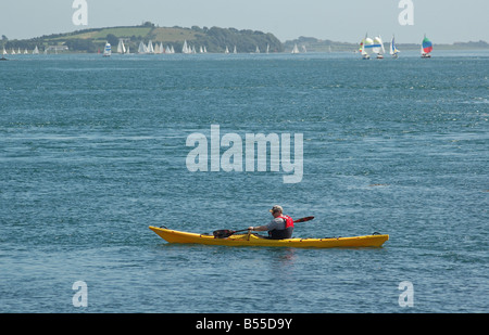 Canoë sur Le Co Strangford Lough en Irlande du Nord Banque D'Images