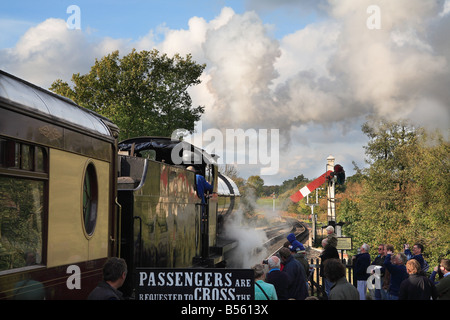 Train à vapeur Bluebell Railway Sheffield Park Sussex England UK Banque D'Images