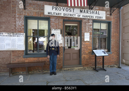 Un acteur reproduisant la vie d'un soldat pendant la guerre civile à Harpers Ferry WV Banque D'Images