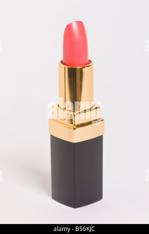 Simplement rouge Hydrabase Chanel Rose haute qualité cher designer lipstick sur fond blanc Banque D'Images