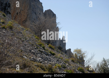 Pierrier près de Vila de Muro rock pinacles, Sierra de Serrella, Comtat, Province d'Alicante, Communauté Valencienne, Espagne Banque D'Images