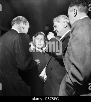 1953 : Congrès du Parti travailliste, Clement Attlee vu ici avec Barbara Castle, Nye Bevan et Harold Wilson. Septembre 1953 D5828 Banque D'Images