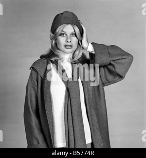 Womens : les années 1970 Fashions S/M : Jilly Johnson. Janvier 1975 75-00001-003 Banque D'Images