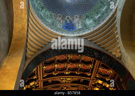 Intérieur de la cathédrale arménienne, l'une des plus belles églises de Lvov, Ukraine. Banque D'Images