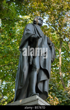 Statue de William Pitt le Jeune, Hanover Square, Londres Banque D'Images