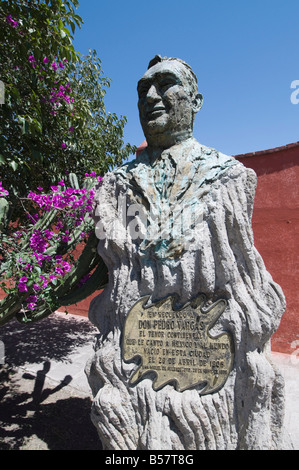 Statue du chanteur Don Pedro, San Miguel de Allende (San Miguel), État de Guanajuato, Mexique, Amérique du Nord Banque D'Images