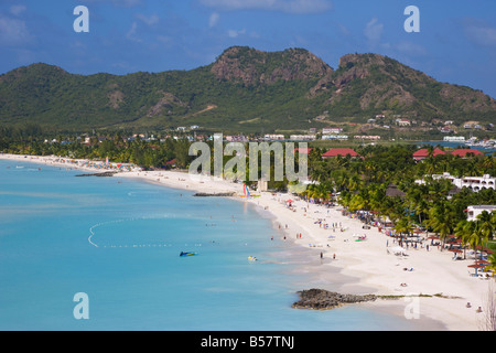 Vue sur élevée et de Jolly Harbour, Antigua Jolly Beach, les îles sous le vent, Antilles, Caraïbes, Amérique Centrale Banque D'Images