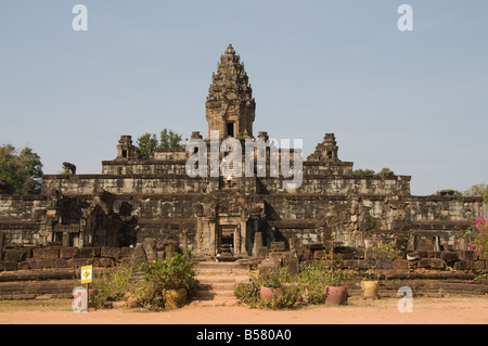 Temple de Bakong, AD881 groupe Roluos, près de Angkor, Site du patrimoine mondial de l'UNESCO, Siem Reap, Cambodge, Indochine Banque D'Images