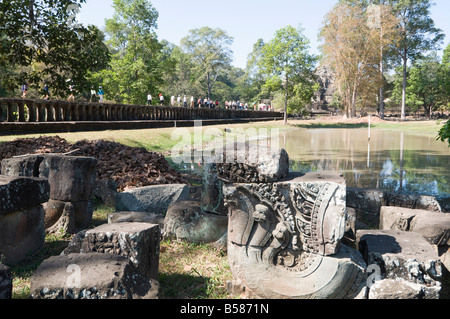 Temple Baphuon de Causeway, Angkor Thom, Angkor, Site du patrimoine mondial de l'UNESCO, Siem Reap, Cambodge, Indochine, Asie du sud-est Banque D'Images