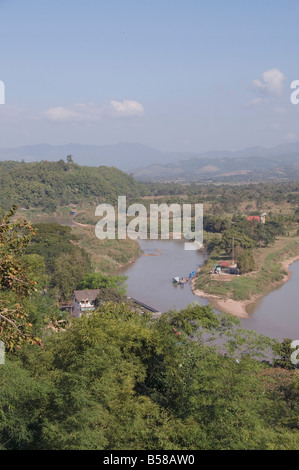 Rivière Ruak rejoindre le Mékong, Sop Ruak, le Golden Triangle, Thaïlande Banque D'Images