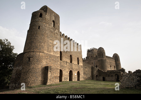 Le Palais d'Iyasu I et Fasiladas' Palace, à l'intérieur de l'enceinte Royale, Fasil Ghebbi, Gondar, Éthiopie Banque D'Images