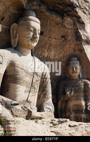 Grottes de Yungang Buddhist statues de coupe pendant la dynastie des Wei du Nord en 460 ANNONCE près de Datong, province de Shanxi, Chine Banque D'Images