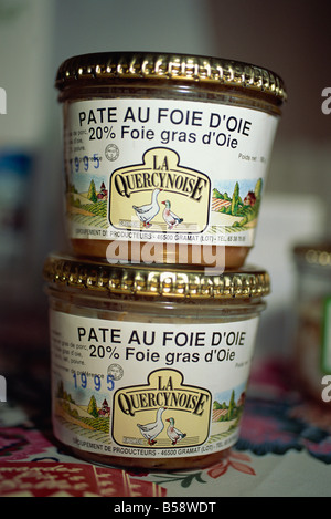 Pate de foie gras pour la vente au marché intérieur Martel Lot Midi Pyrénées France Europe Banque D'Images