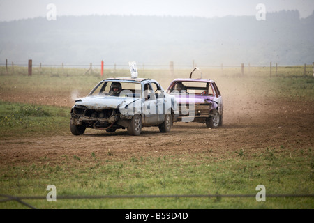 Stoxx ou stock banger racing voiture près de Shalcombe Ile de Wight Angleterre UK Banque D'Images