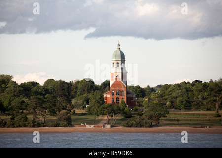 Restant de la chapelle 1856 de l'hôpital militaire de Royal Victoria Country Park maintenant Southampton Water Netley England UK bu Historique Banque D'Images