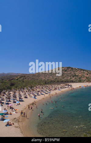 Une vue sur la plage de palmiers de Vai à dans l'Est de Crète îles grecques Grèce Europe Banque D'Images