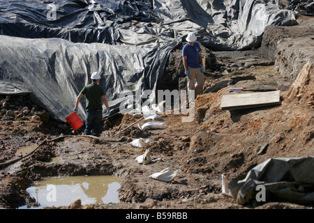 Les archéologues l'excavation du site prison esclave lumpkins pour retracer l'histoire de l'esclavage Banque D'Images